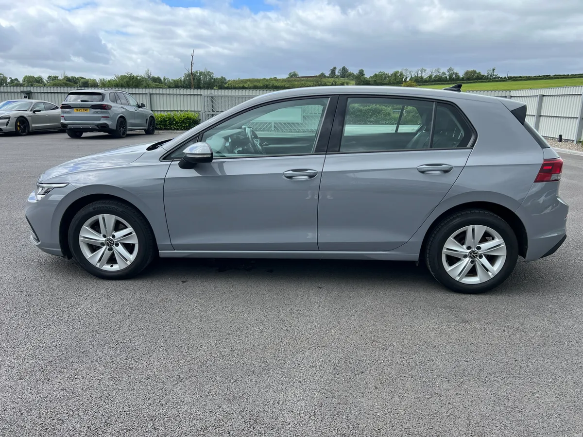 2022 Volkswagen Golf Life 2.0 TDI - Image 6