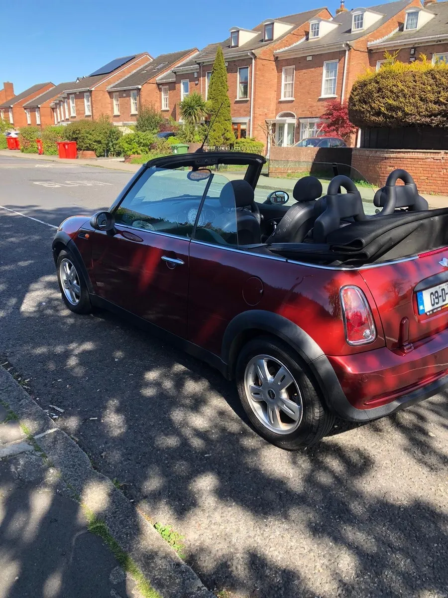 Mini one 2009 convertible 1.6 petrol nct 9/26 - Image 4