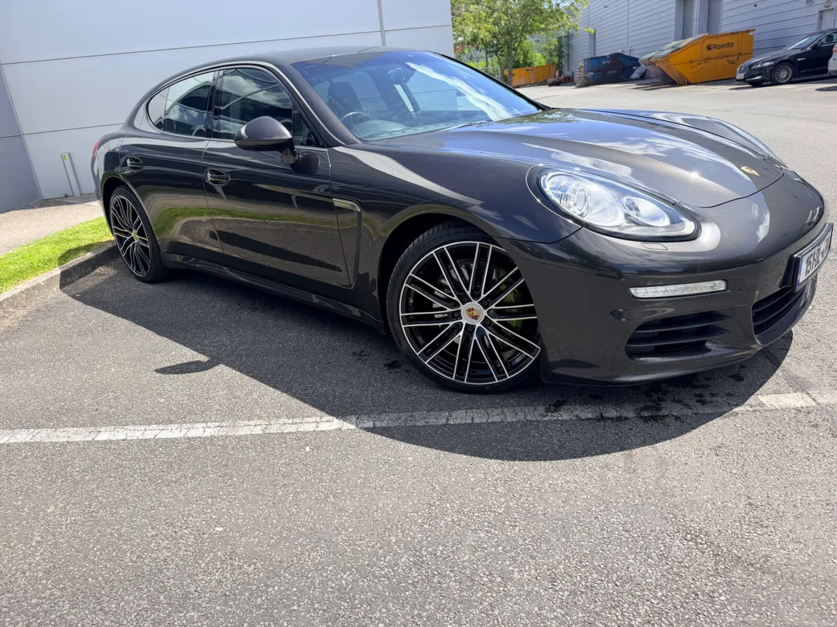 151 Porsche Panamera 3.0D V6 ~ Triptronic / Automa - Image 4