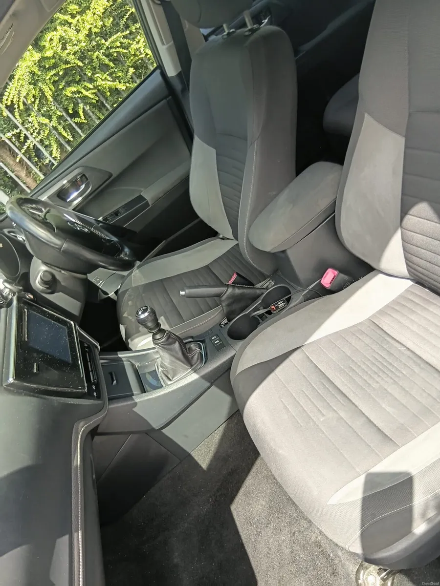 Toyota auris - Image 4