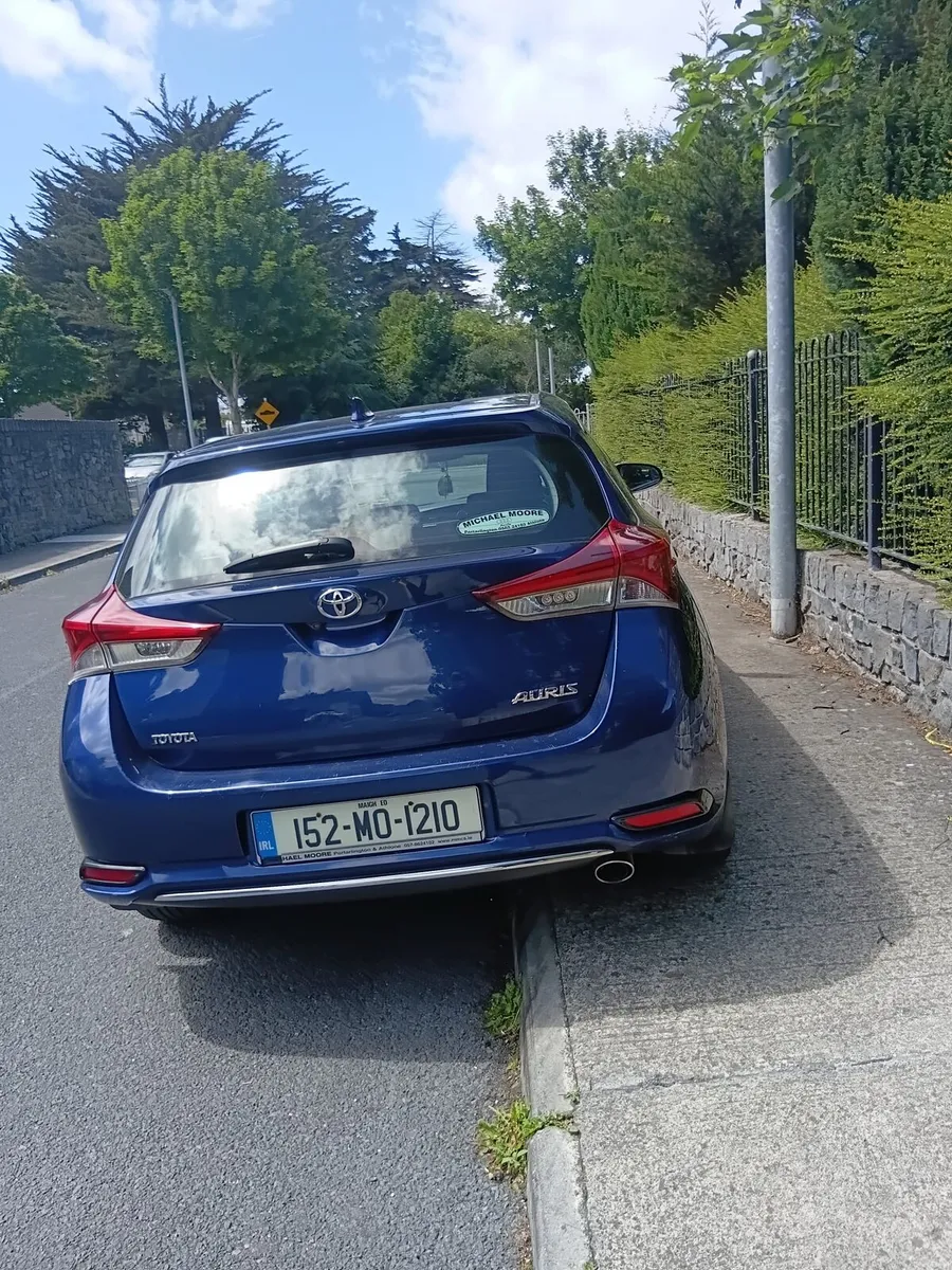 Toyota auris - Image 1