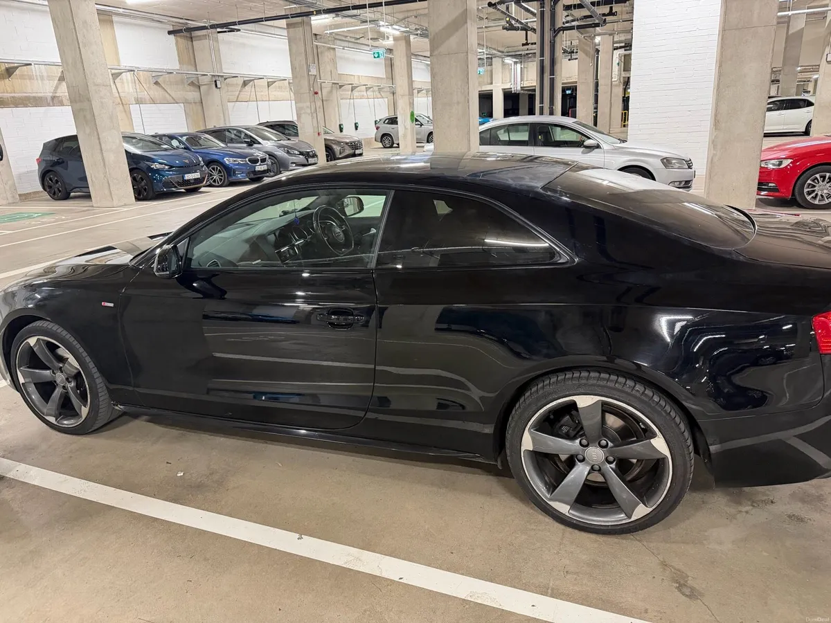 Audi A5 Sline Black edition - Image 5