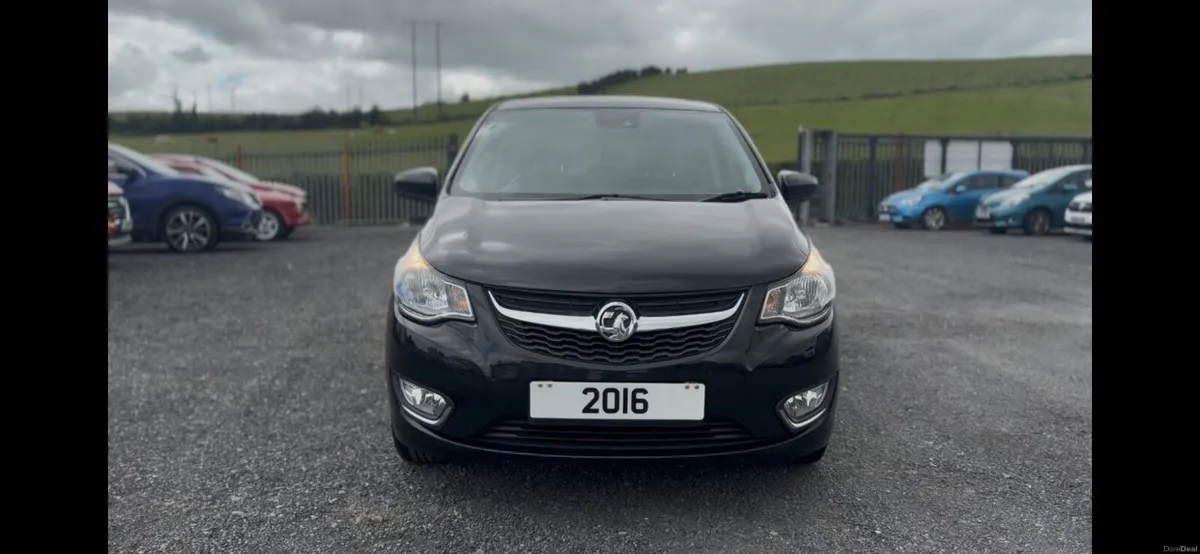 Vauxhall Viva 2016 1.0 petrol - Image 2