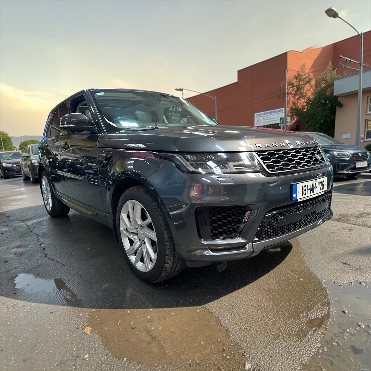 2018  Range Rover Sport 3.0D HSE Dynamic - Image 3