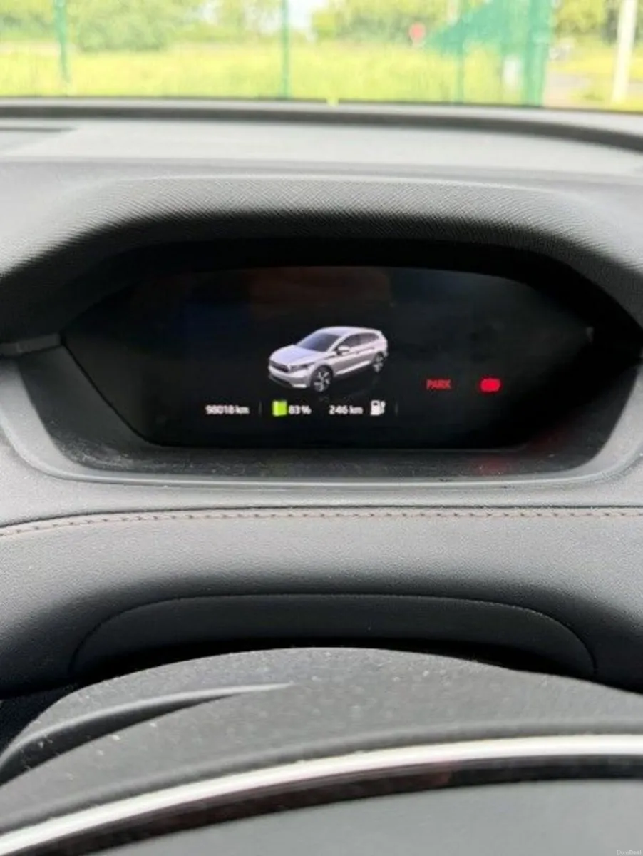 Skoda Enyaq IV 132kw 62KWH 60 Ecosuite 2022 - Image 3