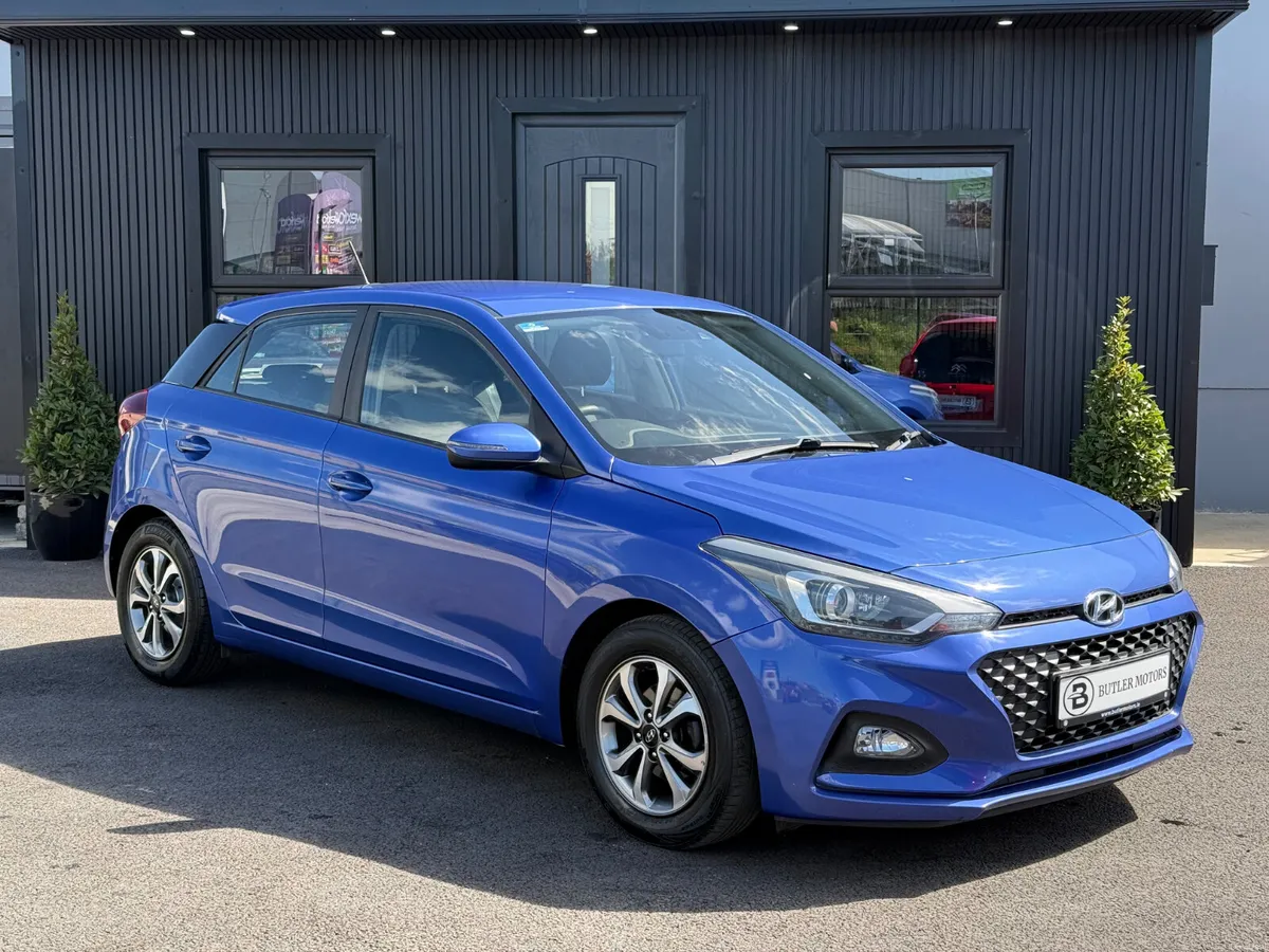 2018 Hyundai i20 1.2P Deluxe 5dr - Image 2