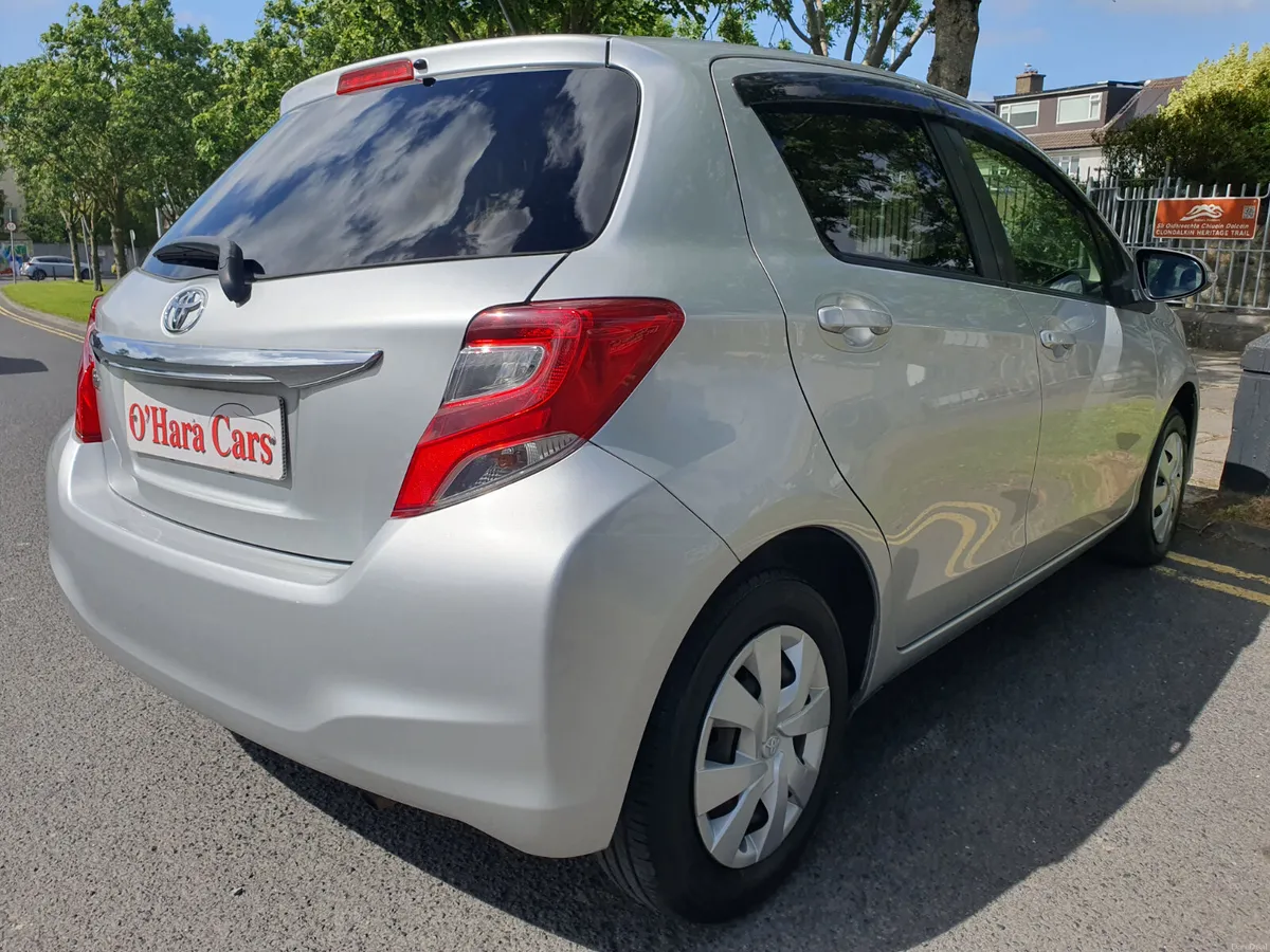 2015 Toyota Yaris / Vitz // 1.0 Automatic - Image 6