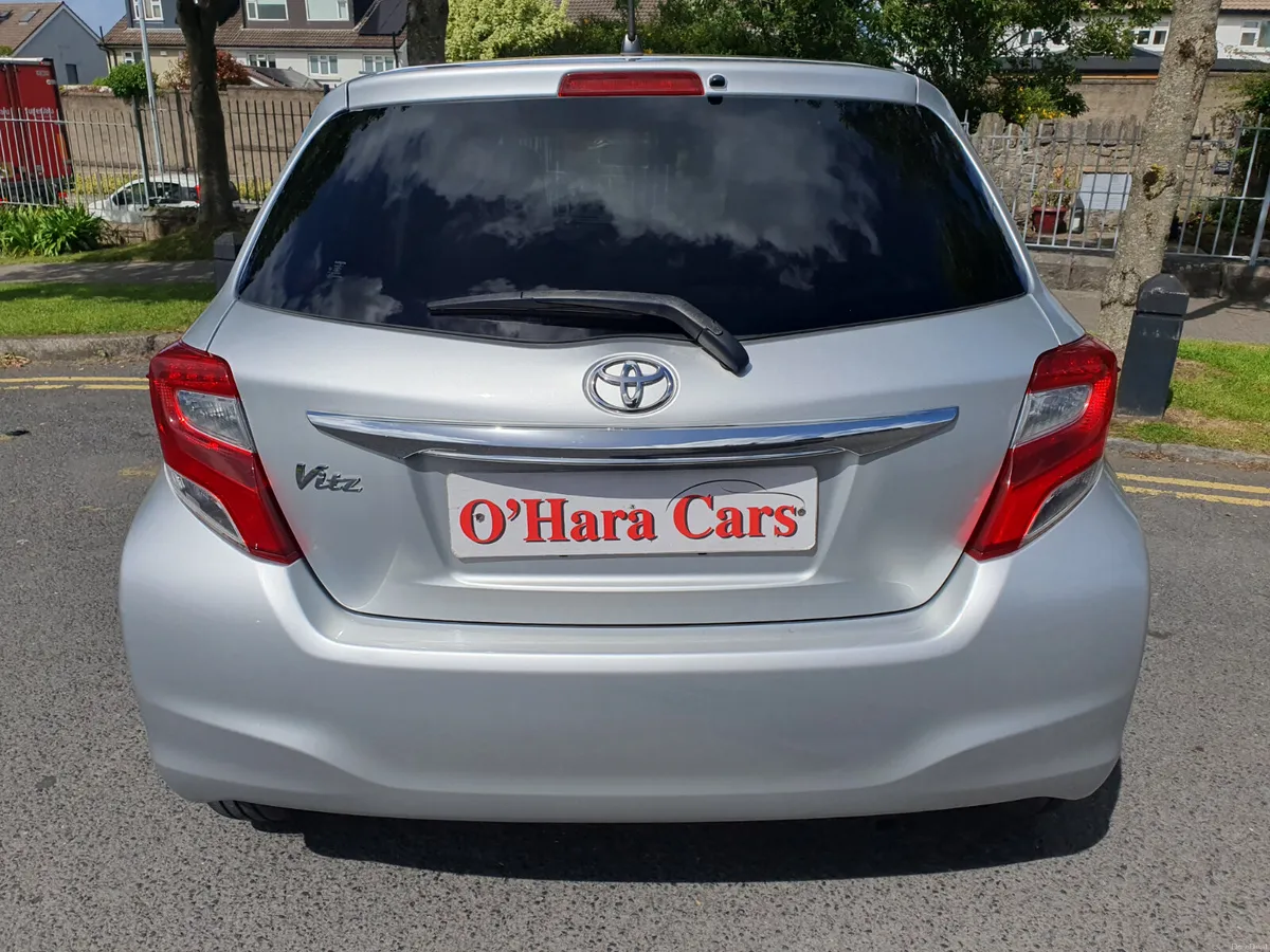2015 Toyota Yaris / Vitz // 1.0 Automatic - Image 5