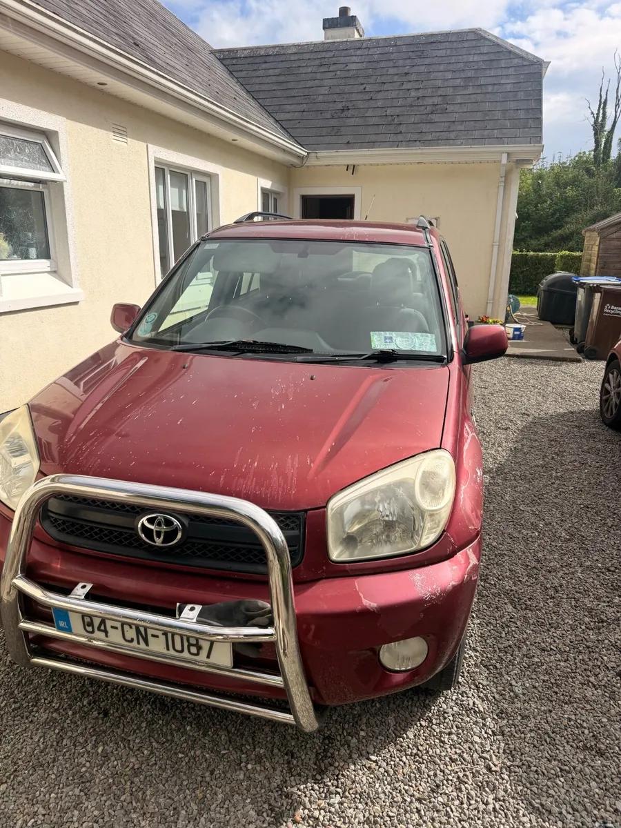 Toyota RAV4 2004 - Image 1