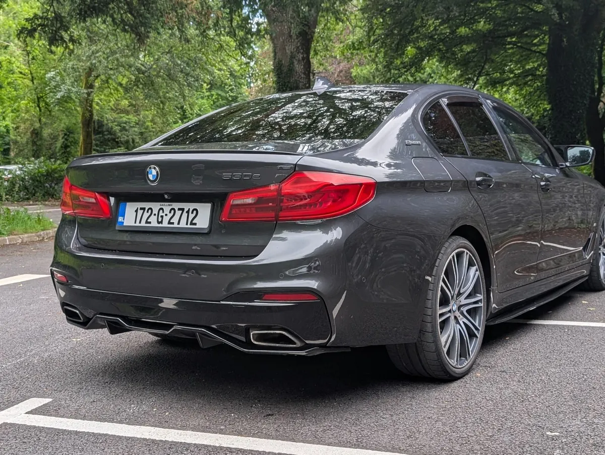 2017 Bmw 530e M Sport - Image 4