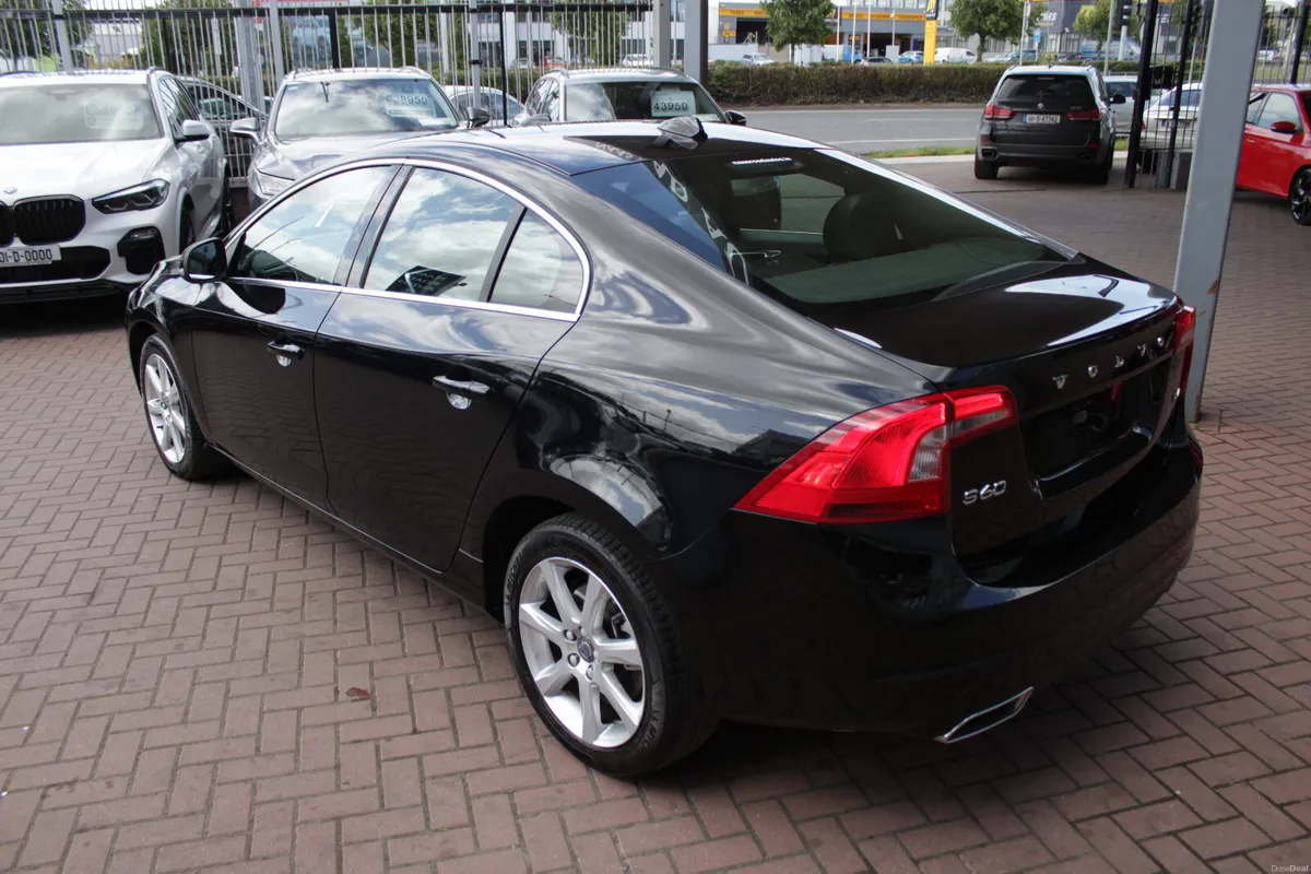 2019 VOLVO S60 2.0D SE LUXURY 4DR SALOON AUTOMATIC - Image 6