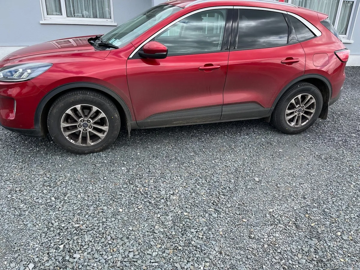 Ford Kuga Titanium 2021 - Image 4