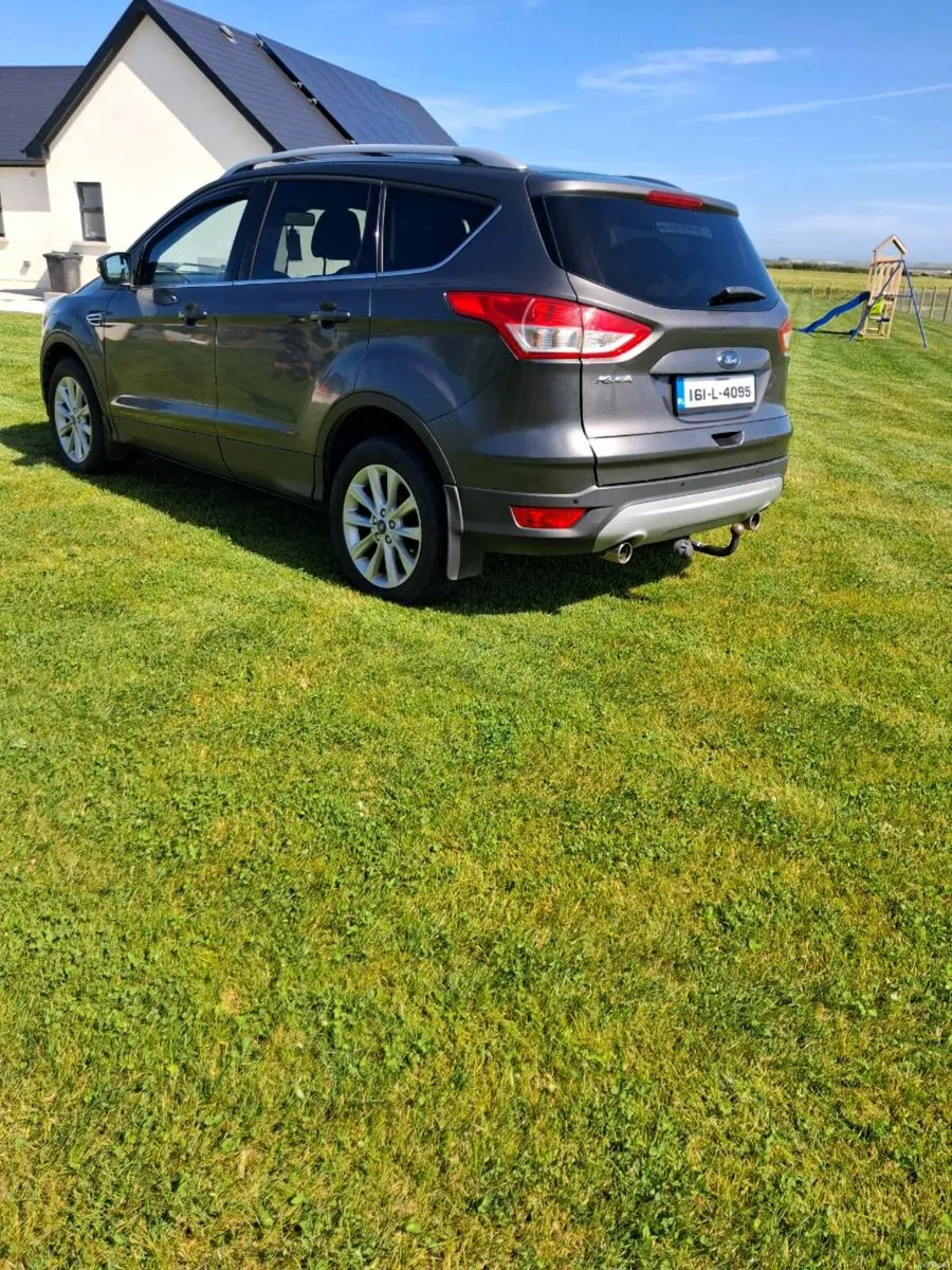 Ford Kuga - Image 4