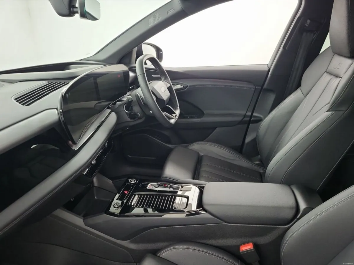 Audi Q6 e-tron Q6 E-Tron S Line Quattro**Stunning - Image 4