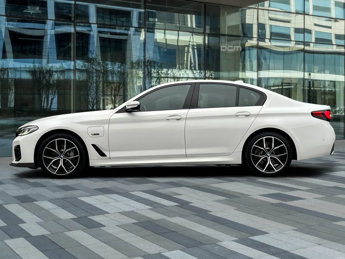 BMW 530e G30 M Sport iPerformance - Image 4