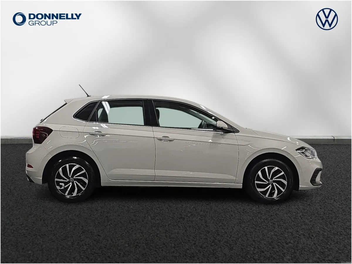 Volkswagen Polo Hatchback Life - Image 4