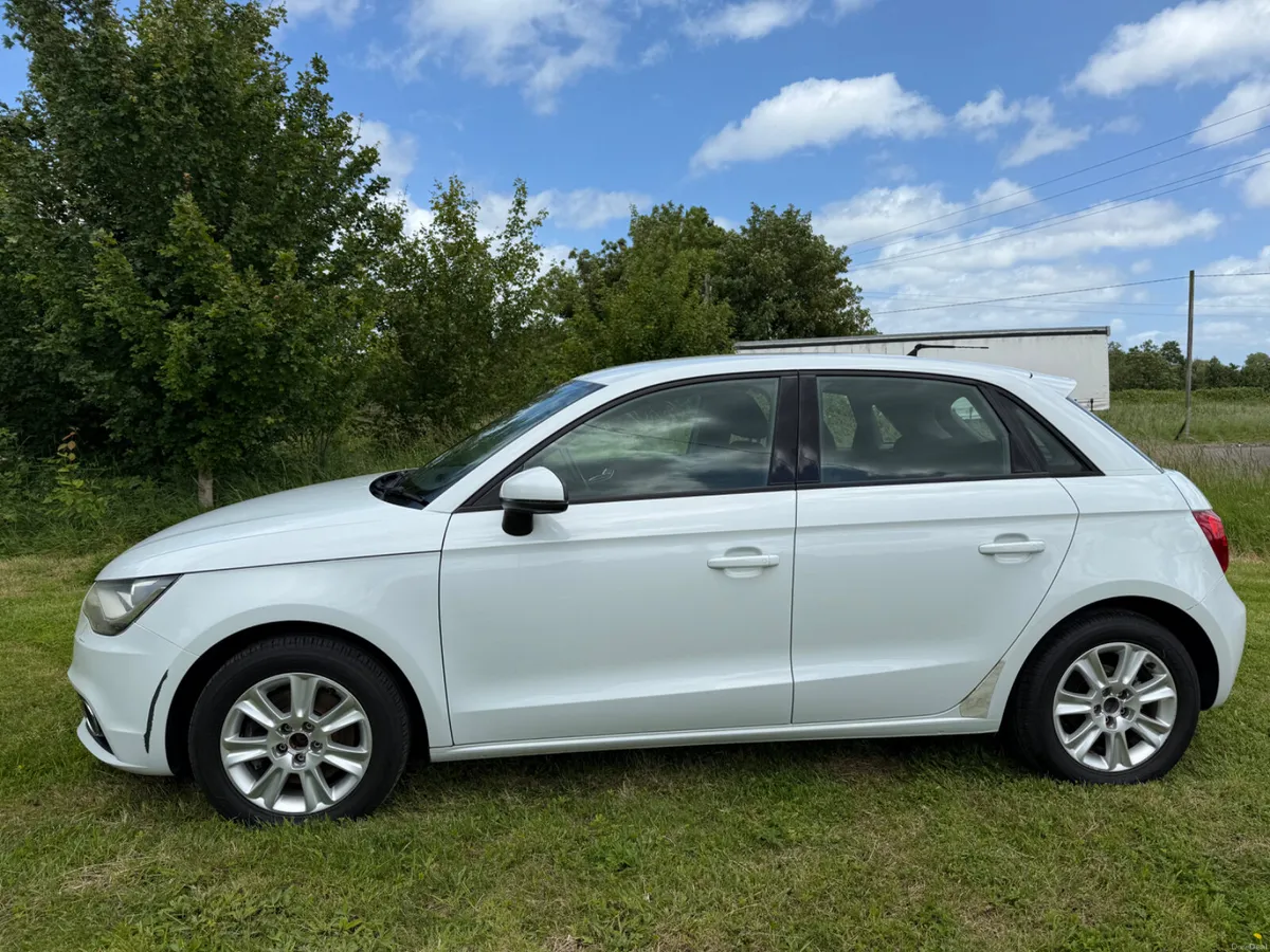 AUDI A1 (2014) 1.4L Petrol Automatic - Image 3