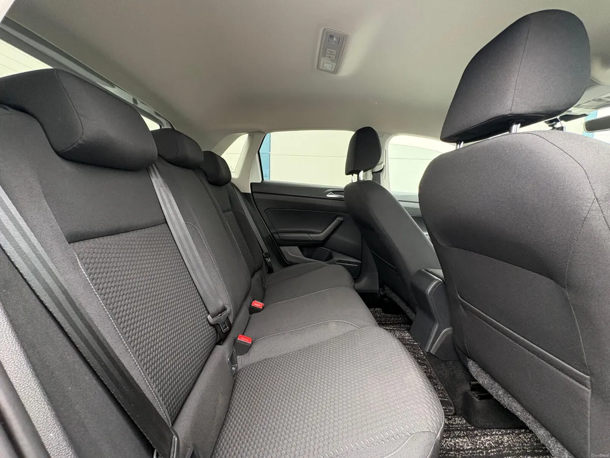 VOLKSWAGON POLO - Image 6
