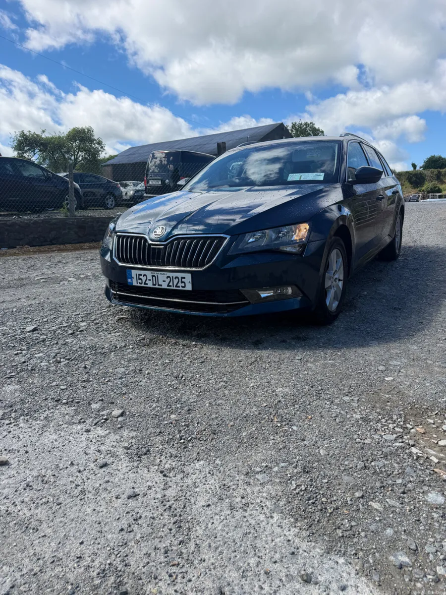 Skoda Superb 2015 - Image 1