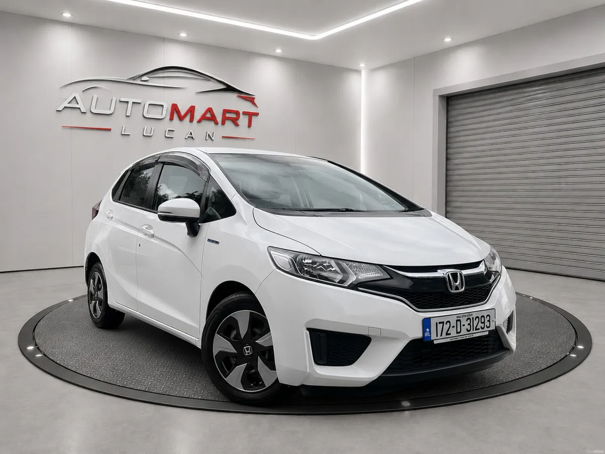 HONDA FIT 2017 HYBRID AUTOMATIC - Image 1
