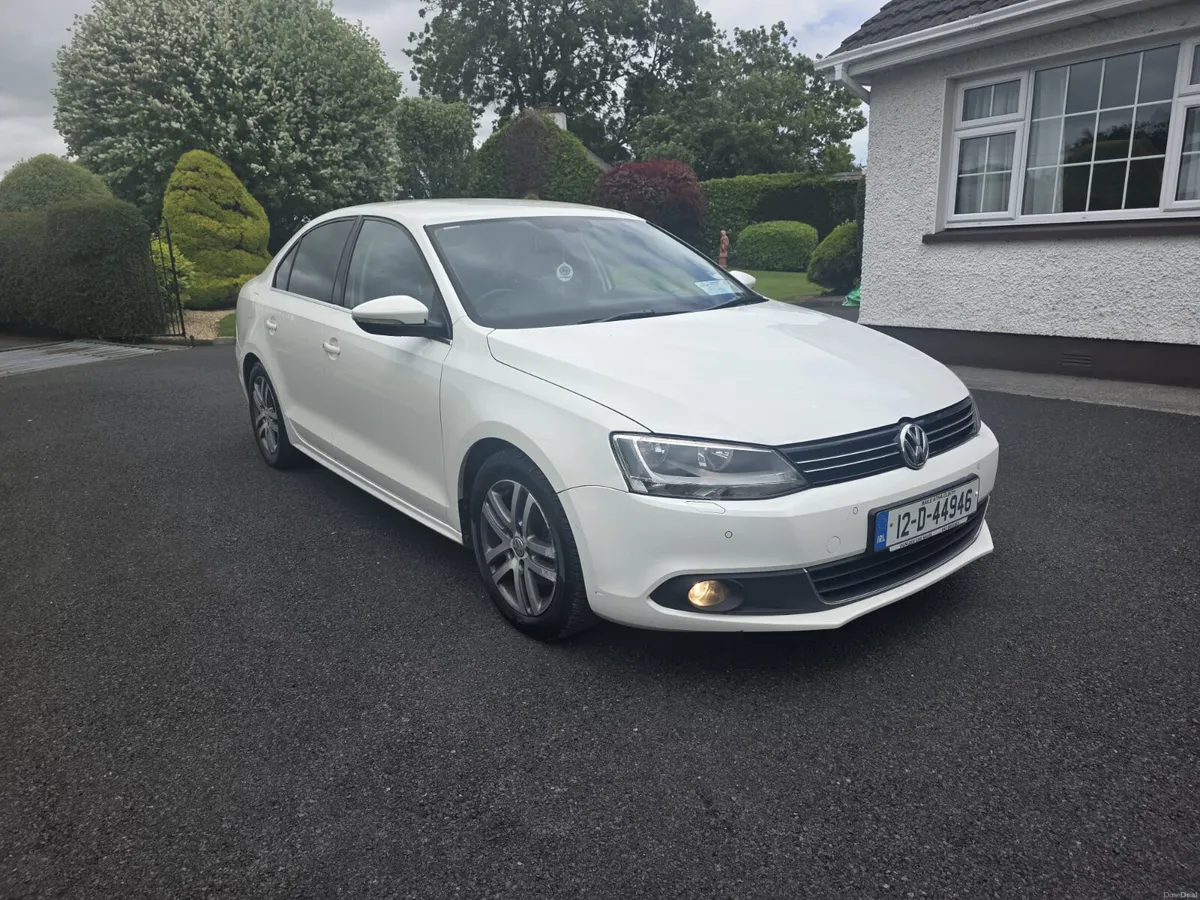 VOLKSWAGON JETTA 1.6TDI..SPORT...NEW NCT - Image 4