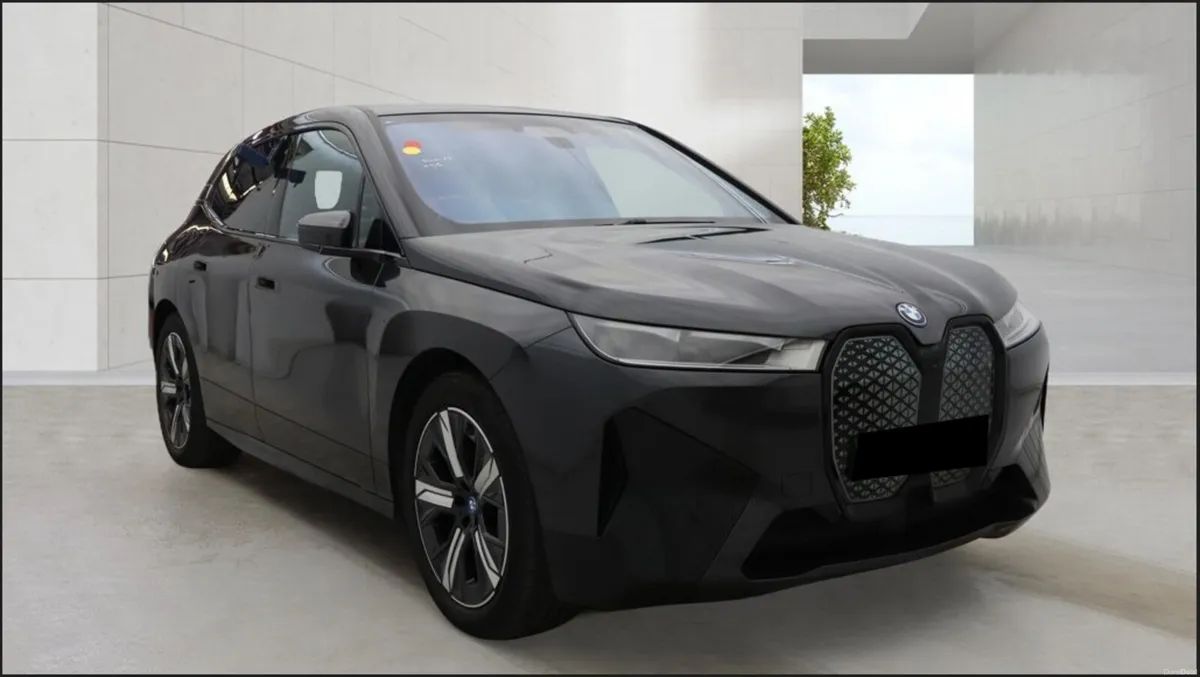 BMW iX XDRIVE40 M SPORT EDITION - Image 1