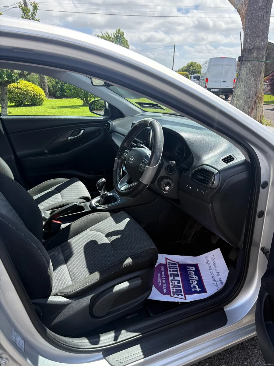 Hyundai i30 - Image 5