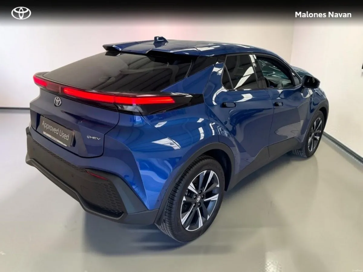 Toyota C-HR C-HR HEV Sport - Image 2