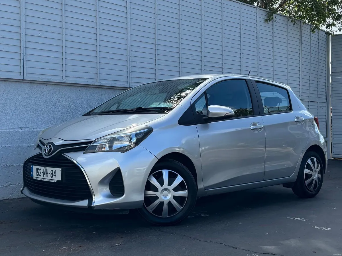 TOYOTA YARIS 2015 / PETROL / LUNA / FSH - Image 4
