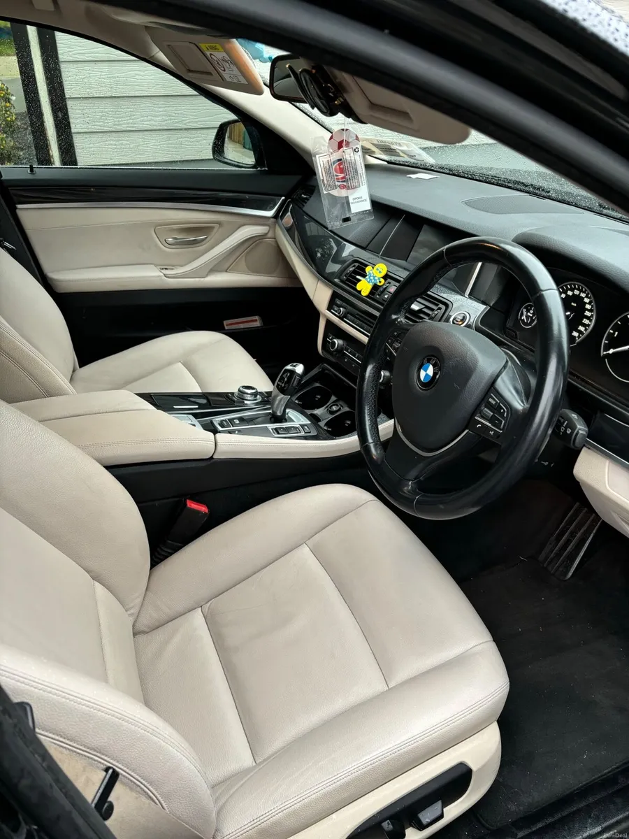 BMW 5-Series 2016 - Image 4