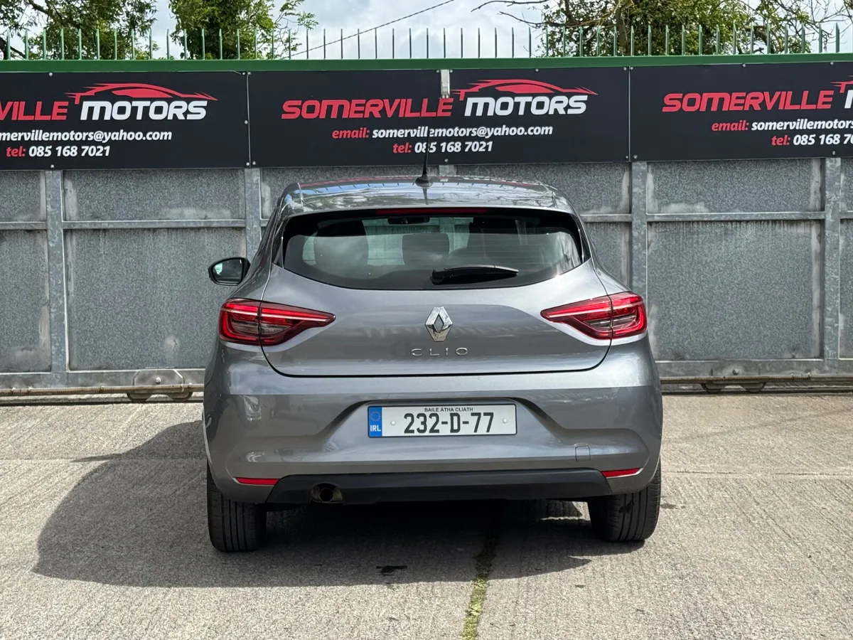 RENAULT CLIO 2023 WAS €15,999 NOW €14,999 - Image 5