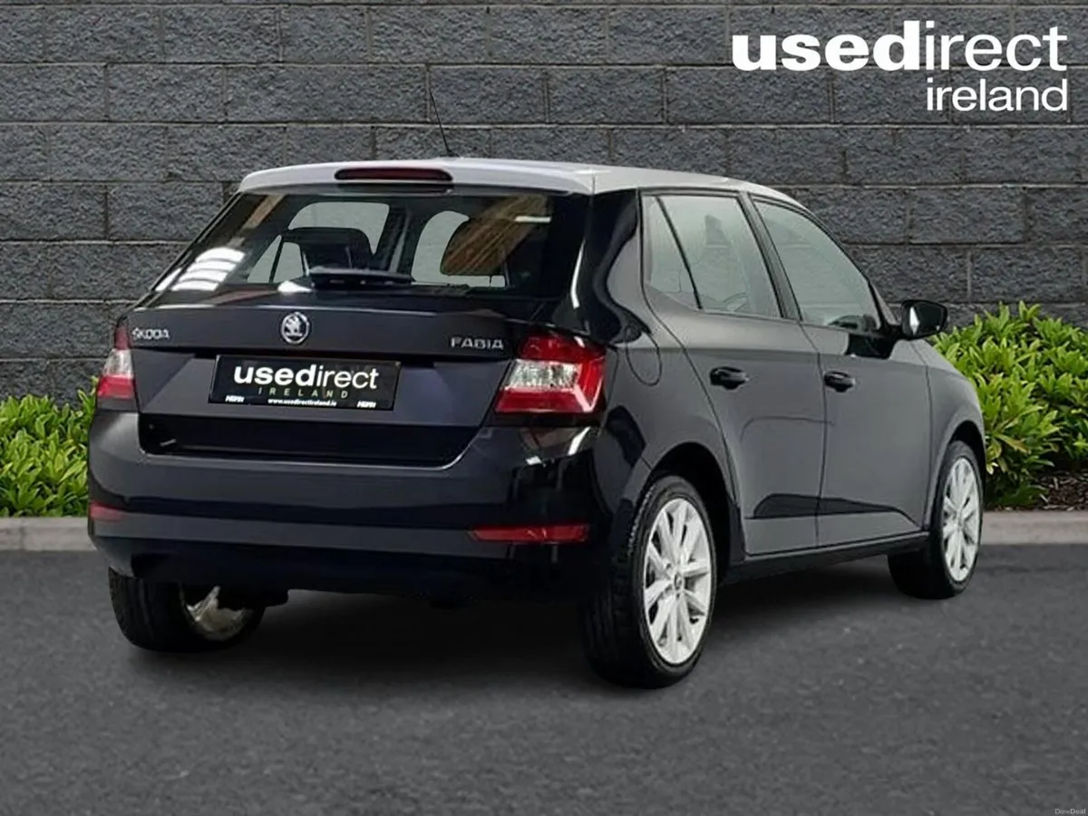 Skoda Fabia Colour Edition Mpi  Colour Edition  MP - Image 2