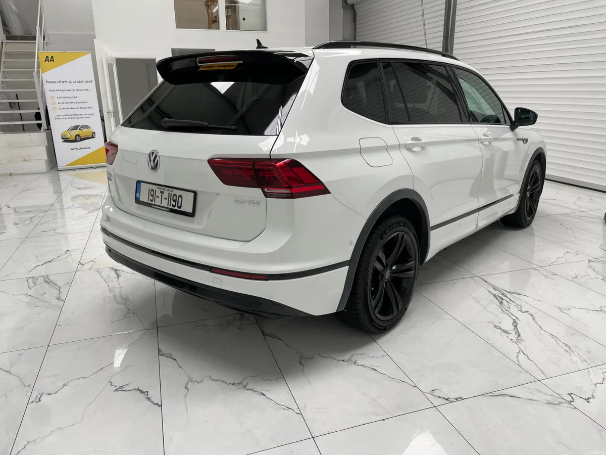 Volkswagen Tiguan 2019 R-Line 7 Seater - Image 4