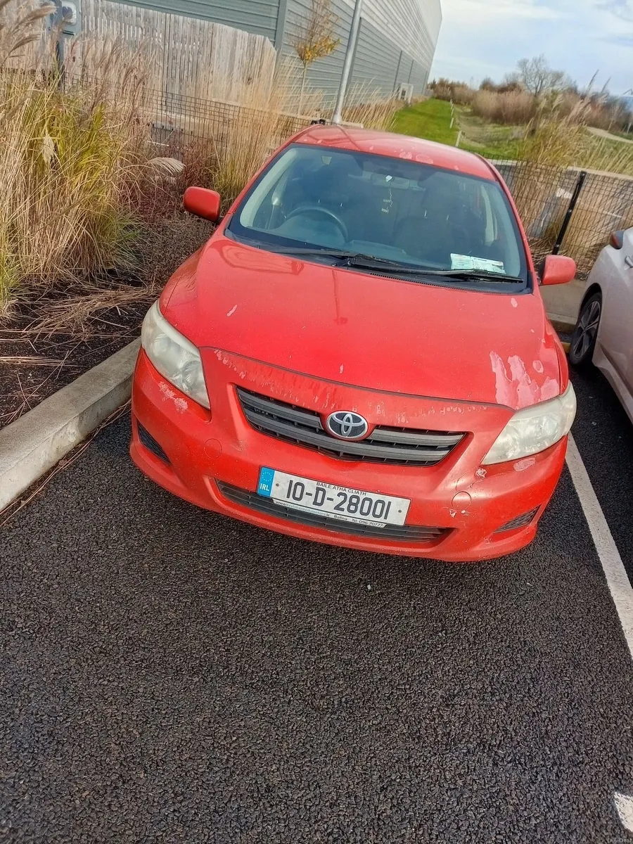 Toyota Corolla 2010 - Image 1