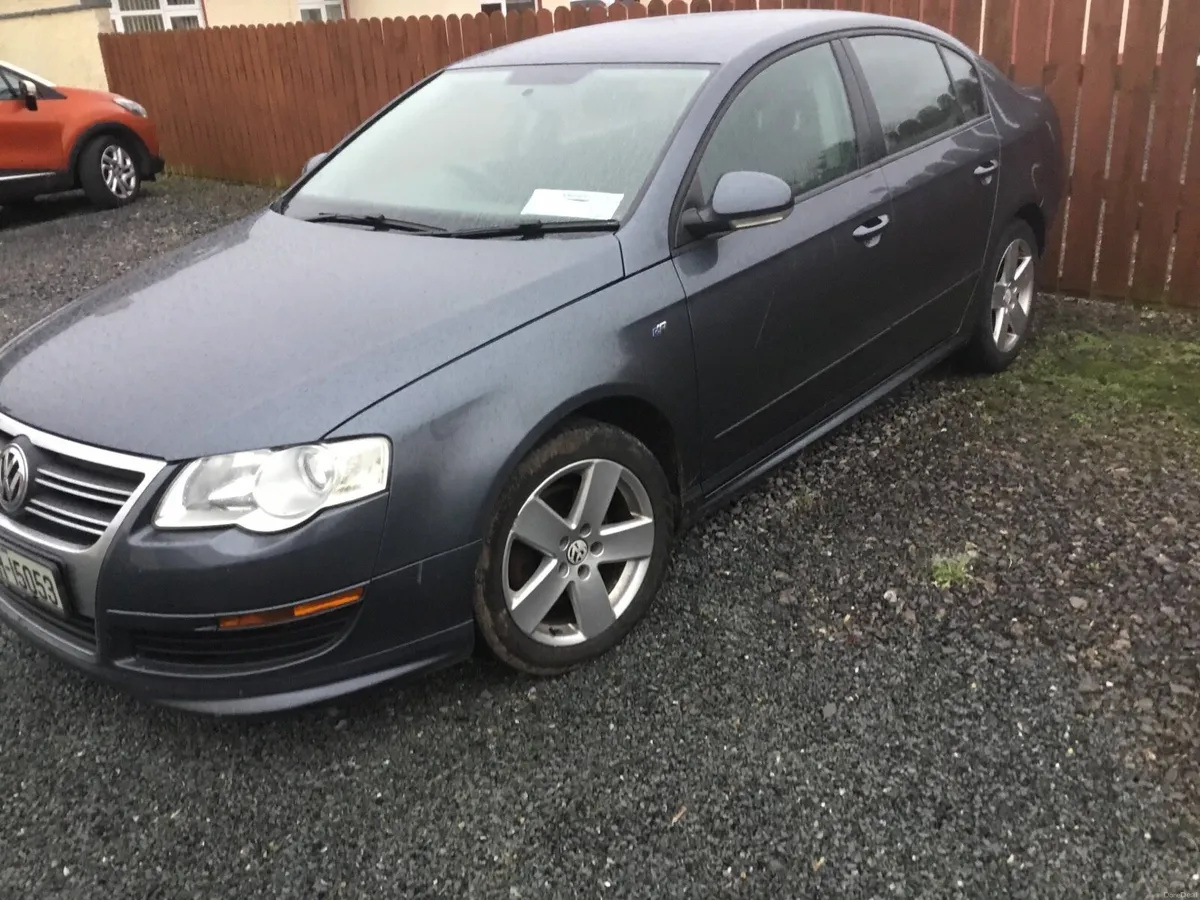 VW Passat R Line. Diesel - Image 2