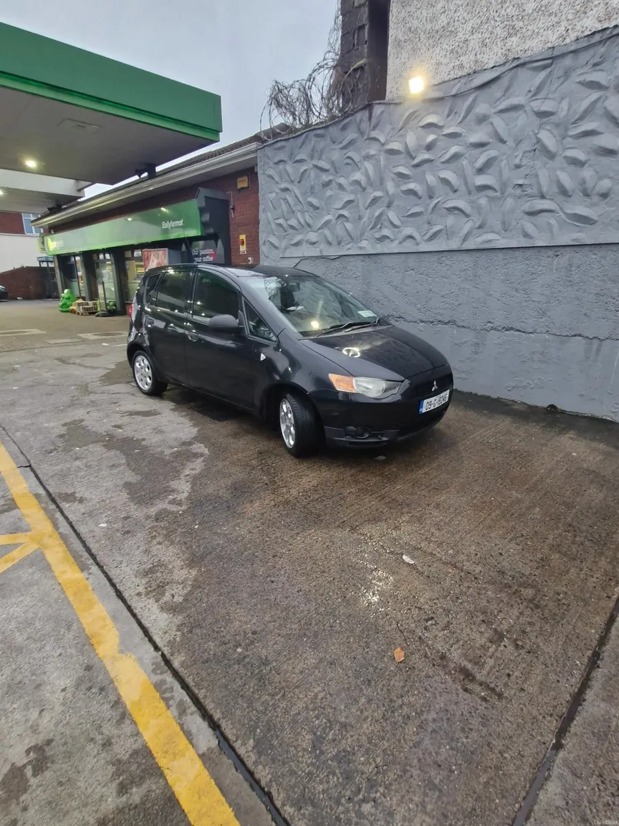 Mitsubishi Colt 2009 - Image 1