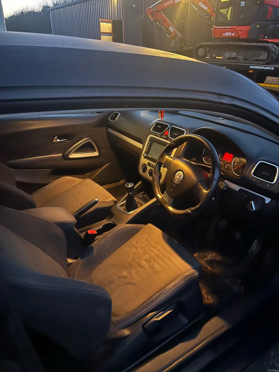 Volkswagen scirocco 2.0l diesel - Image 4