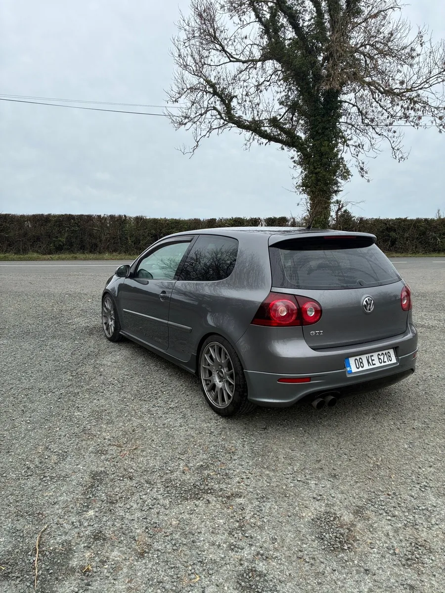 Volkswagen Golf GTI DSG - Image 4