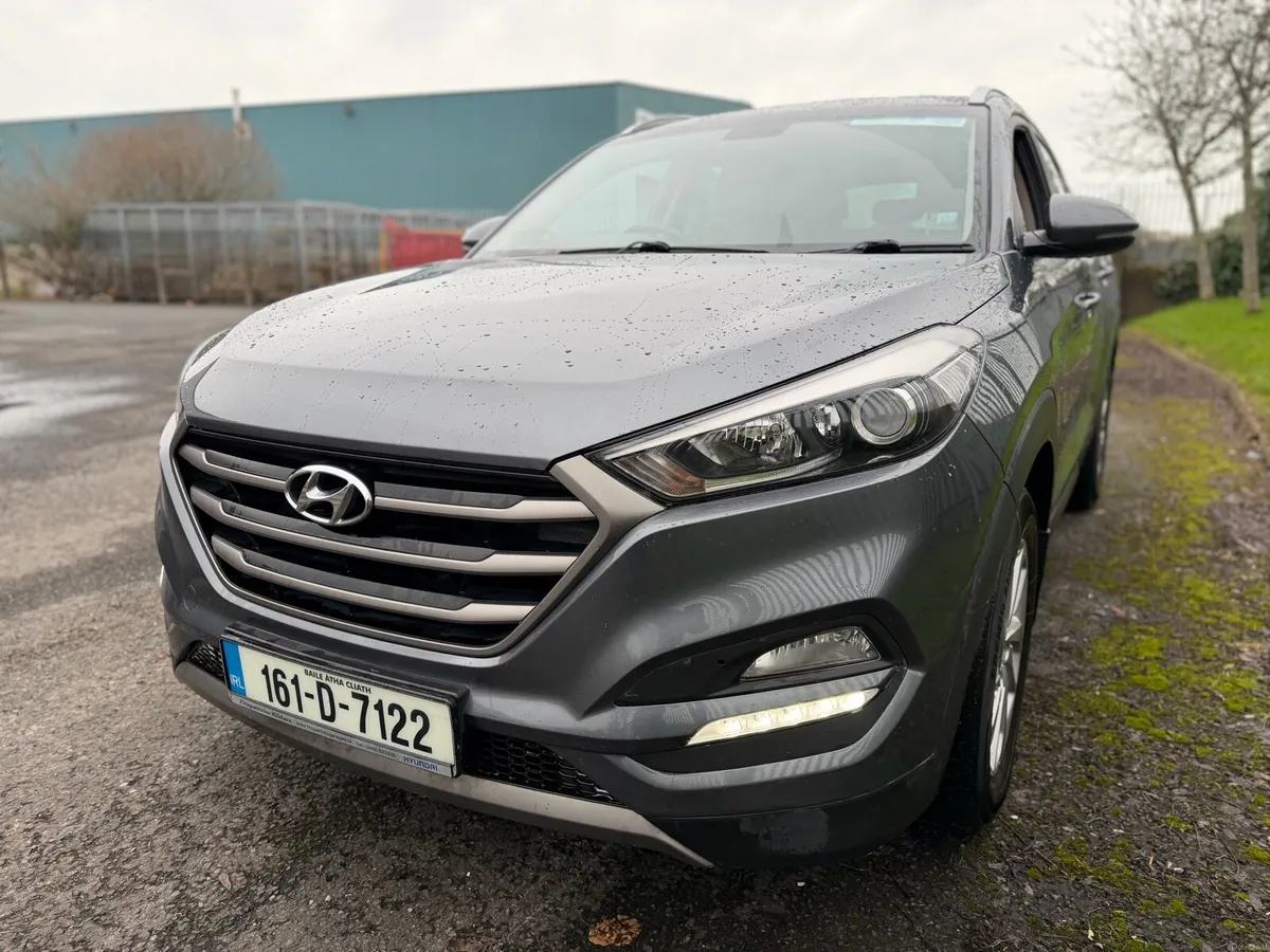 2016 Hyundai Tucson Automatic Premium Edition - Image 2