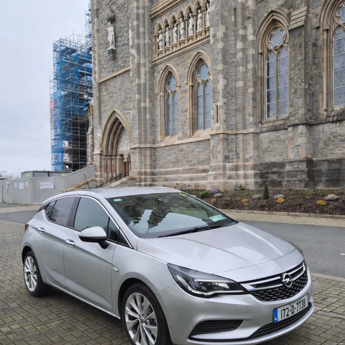 2017 Opel Astra - Image 2