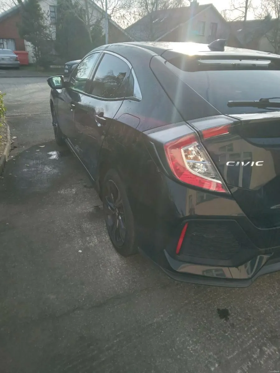 Honda civic - Image 2