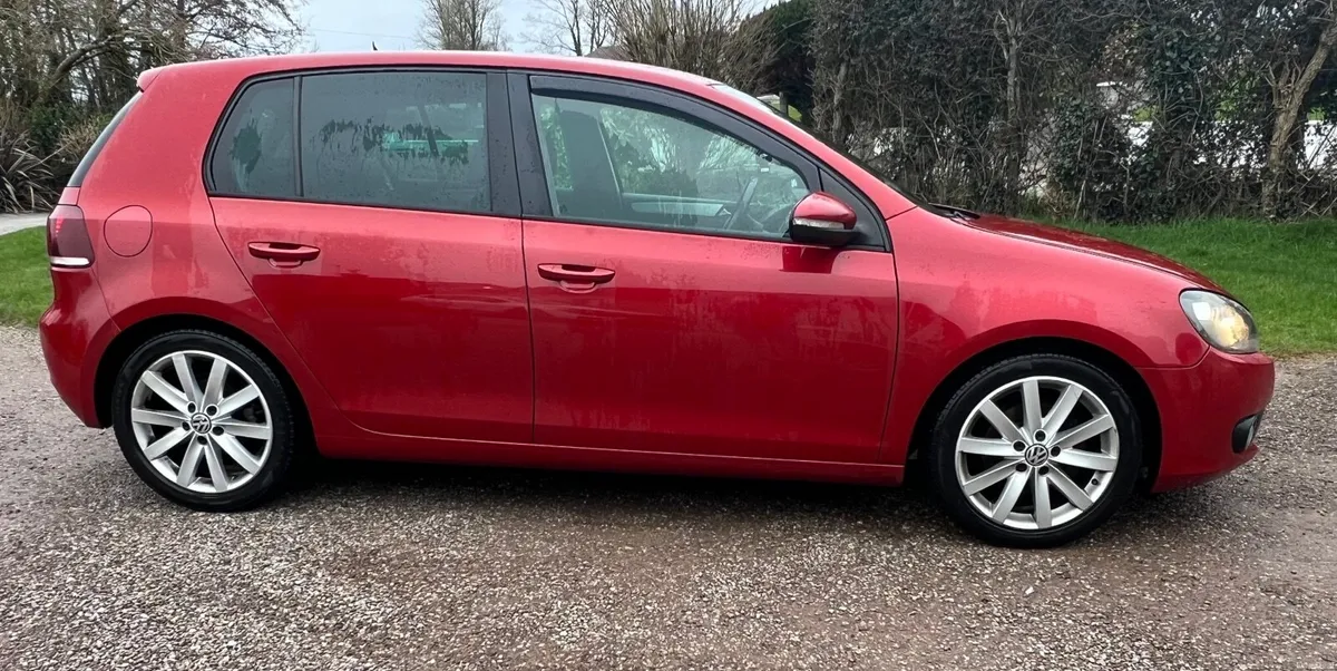 Volkswagen Golf 2010 - Image 3