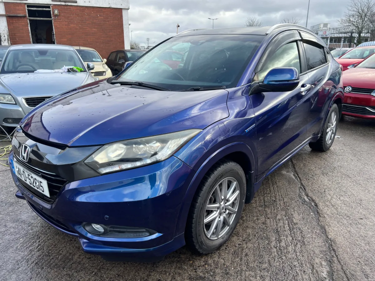 14 HONDA VEZEL 1.5 HYBRID/ only 69k km/ warranty - Image 1