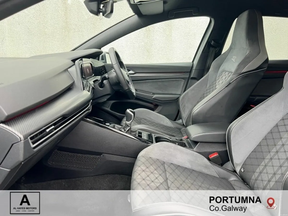 Volkswagen Golf 2.0 TDI 150HP R-Line - Image 3