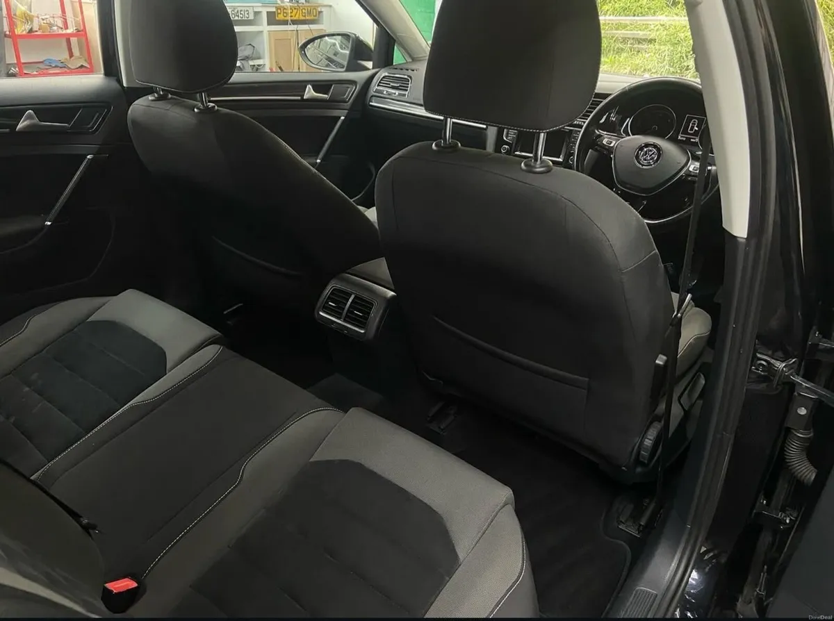 132 Volkswagen Golf TDI 2.0 - Image 4