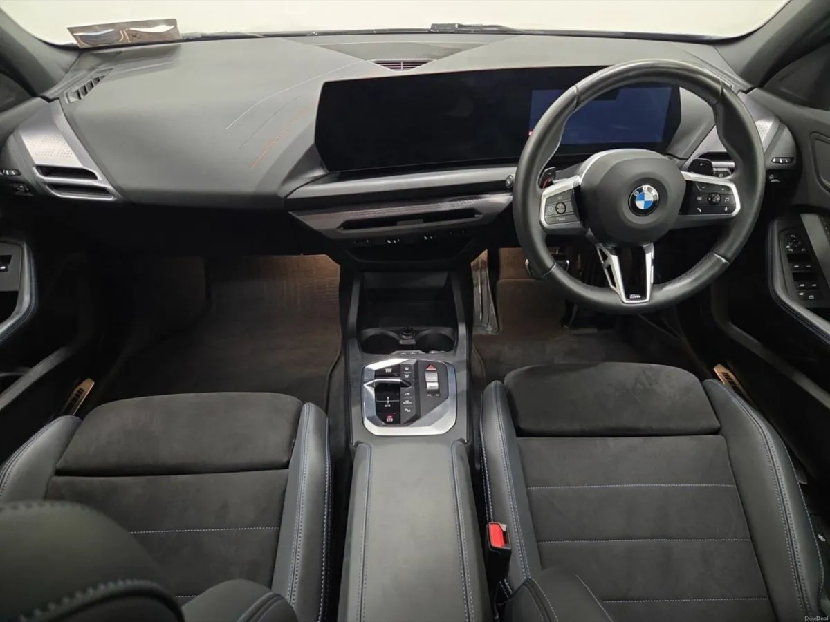 BMW 1-Series 120 M Sport AUTO 5DR - Image 4