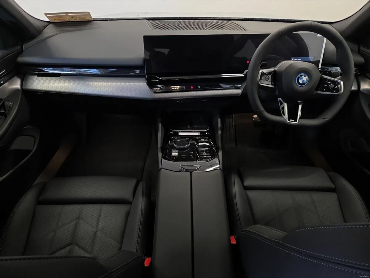 BMW 5-Series 530e Msport Saloon - Image 4