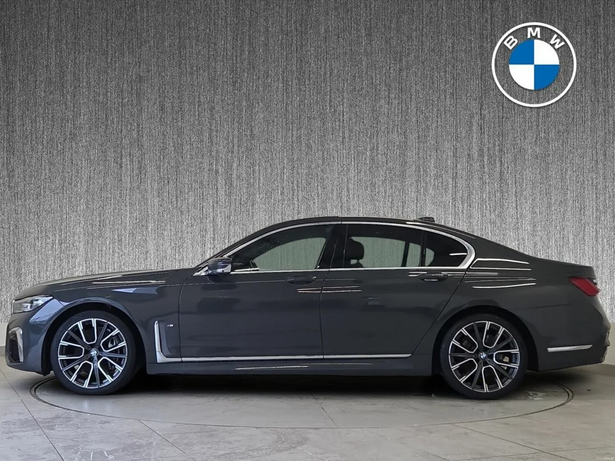 BMW 7-Series 730D M SPORT 4DR AUTO S/ROOF - Image 3