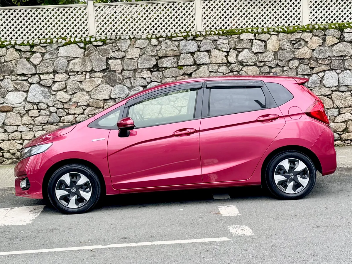 Honda Fit 2019!!HYBRID!!FULL SPEC!! ONLY 18K MLS!! - Image 4