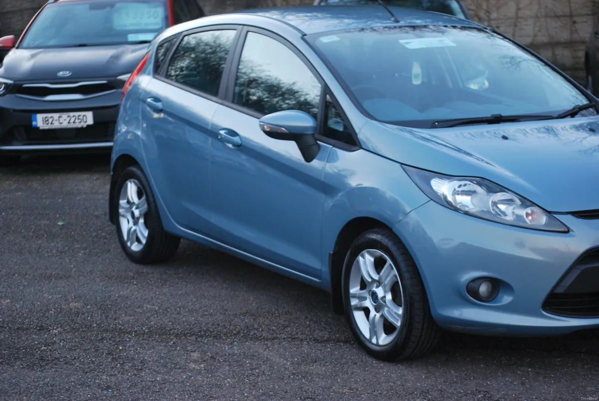 Ford Fiesta 2010 Style 1.2 5 Door - Image 3